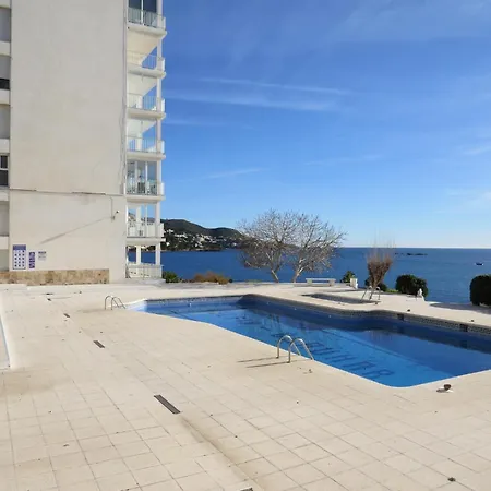 Delfin 7d Apartment Roses