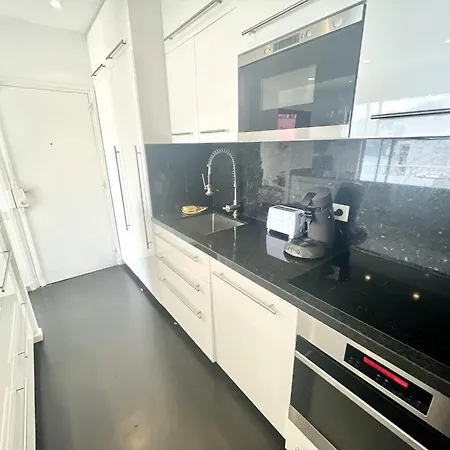 Delfin 7d Apartment Roses