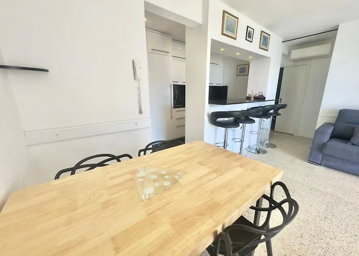 Apartamento Delfin 7d *